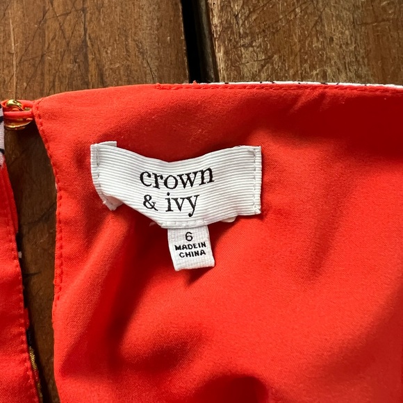 Crown & Ivy Vibrant Orange Giraffe/Floral Dress - Size 6 - Picture 2 of 5